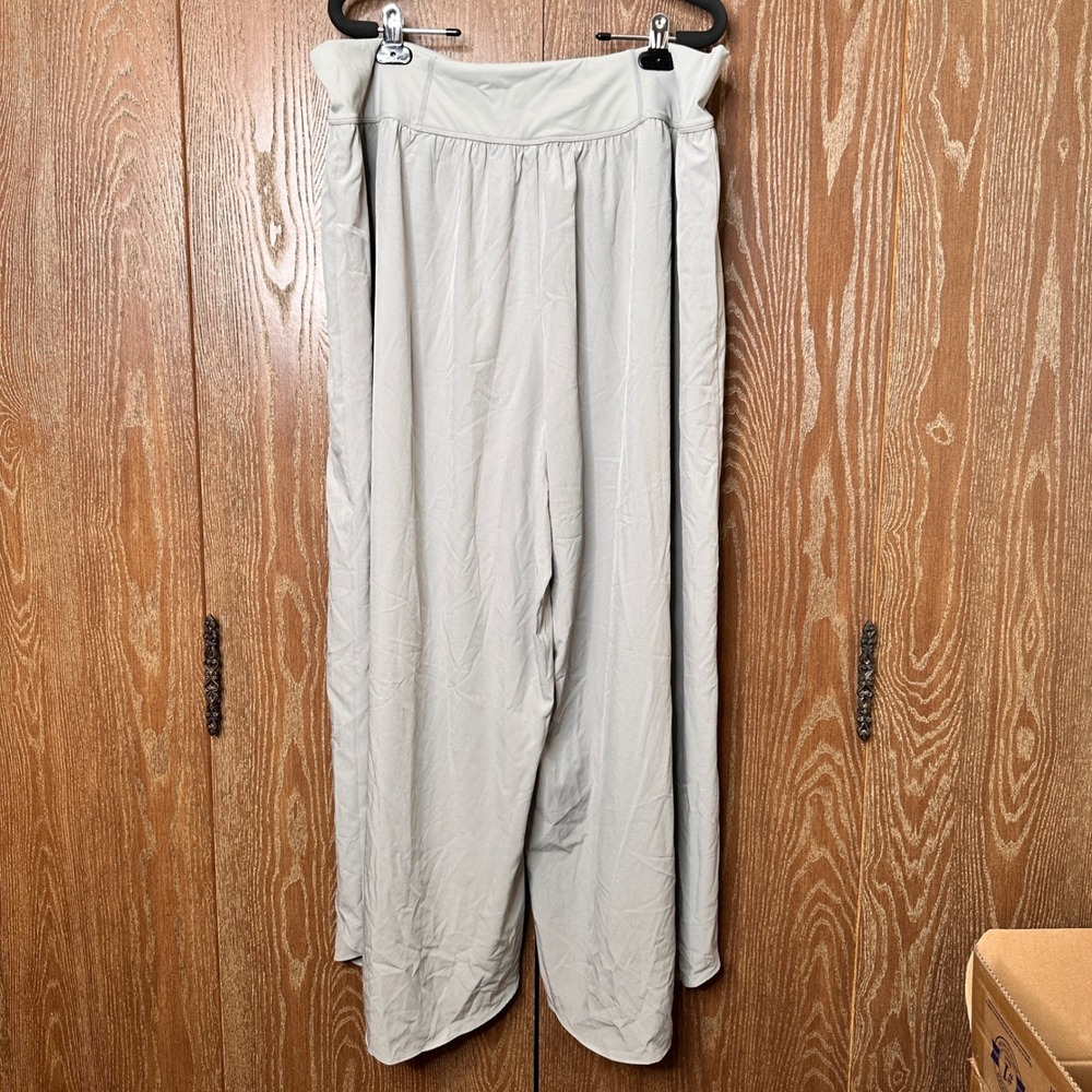 NWT Halara 2X Flowy Wide Leg Palazzo Yoga Pants Stretch Athleisure Loungewear - Picture 4 of 9